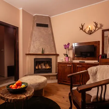 Smilen Hotel