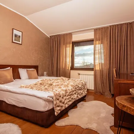 Smilen Hotel 3*