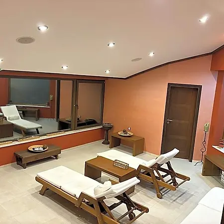 Smilen Hotel 3*